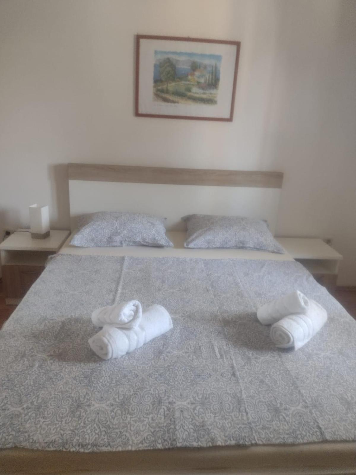 Spacious Apartment With Parking&Garden Marčana Szoba fotó